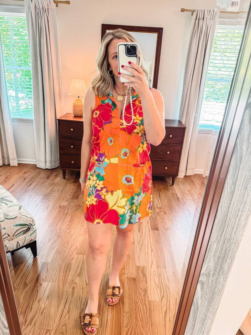 NEW OLIVACEOUS women's the sunset mod mini dress in multicolor